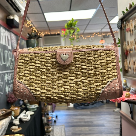 Pink Rattan Brighton Handbag ๐ - Picture 3 of 6